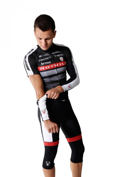 AMG ROTWILD TEAM JERSEY Set